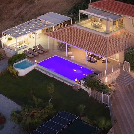 Alba Bianca Villa, Family Retreat With Heated Pool By Thinkvilla Hersonissos  Ngoại thất bức ảnh