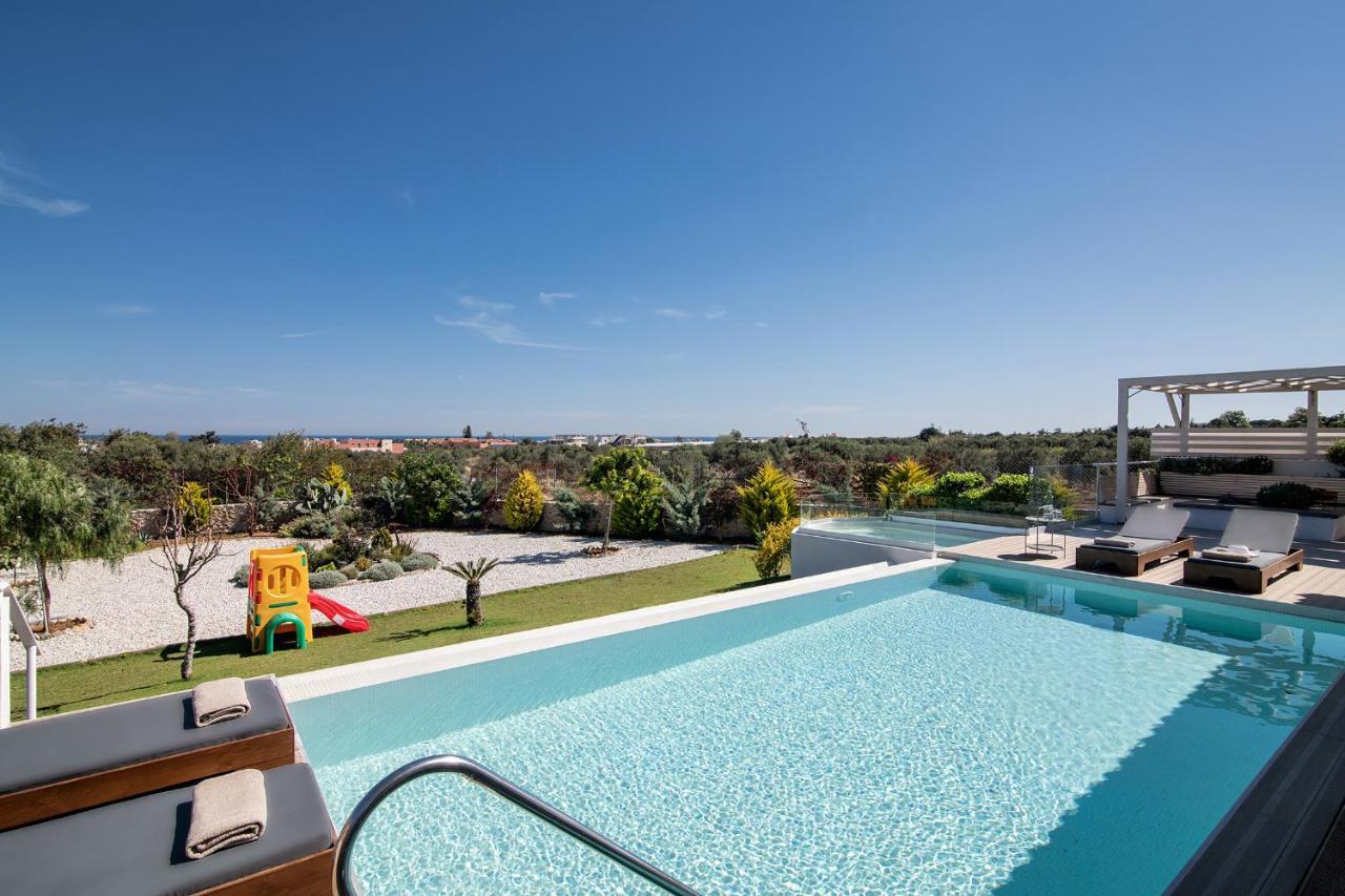 Alba Bianca Villa, Family Retreat With Heated Pool By Thinkvilla Hersonissos  Ngoại thất bức ảnh